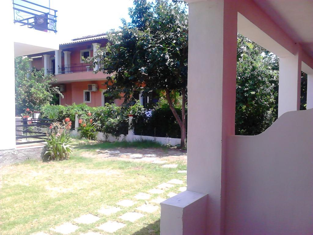 Hebes Studios Kavos Exterior photo